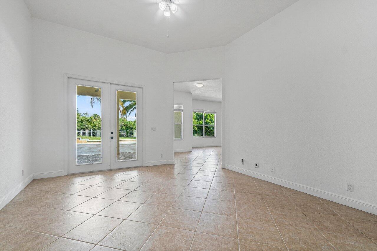 644 Enfield Court