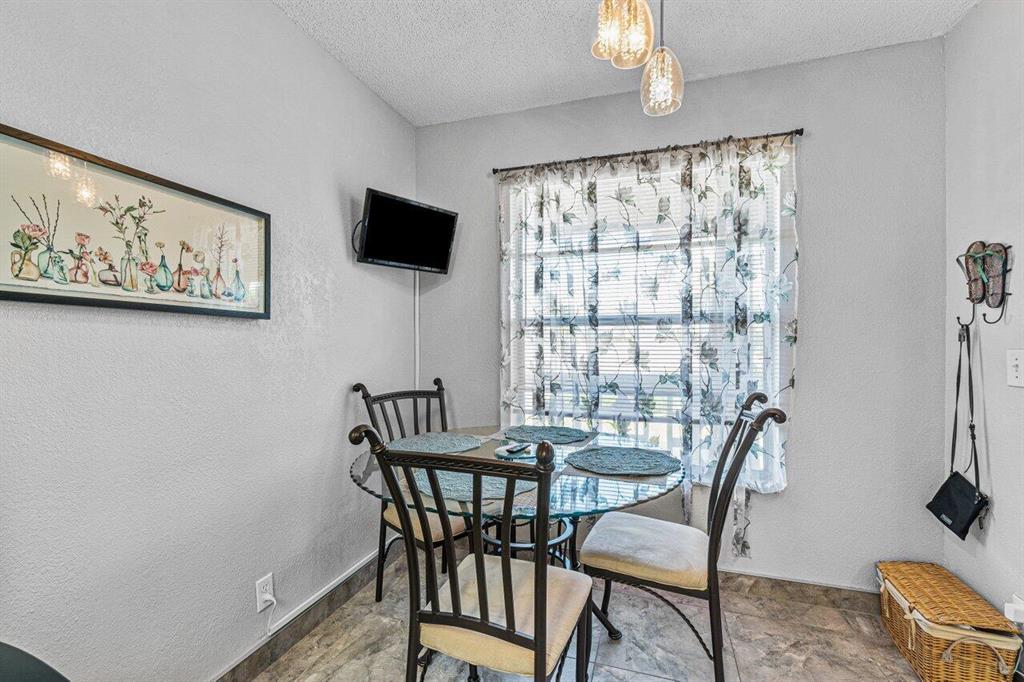 1131 Violet Terrace Unit: 201
