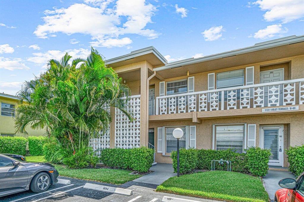 1131 Violet Terrace Unit: 201
