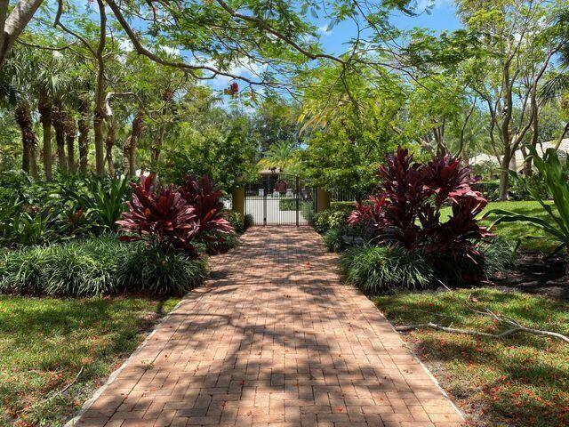 2476 NW 67th Street