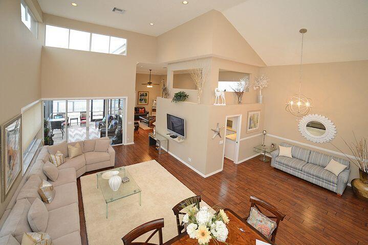 2476 NW 67th Street