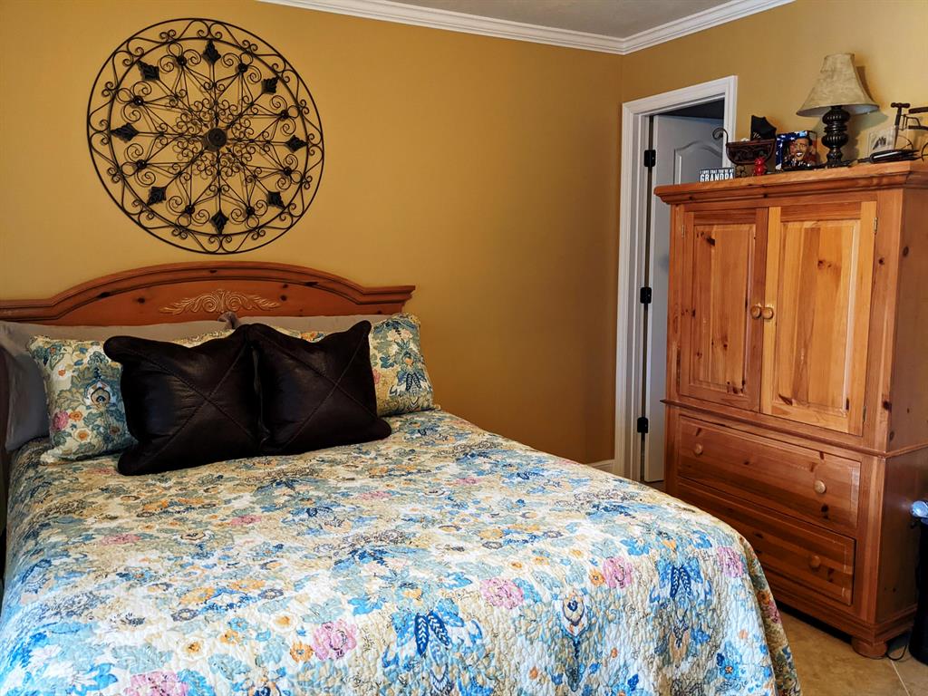7 Lake Vista Trail Unit: 202