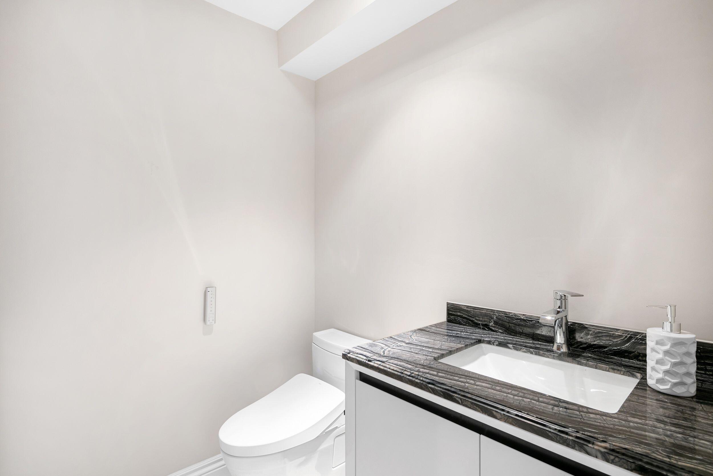 555 S Ocean Boulevard Unit: 4