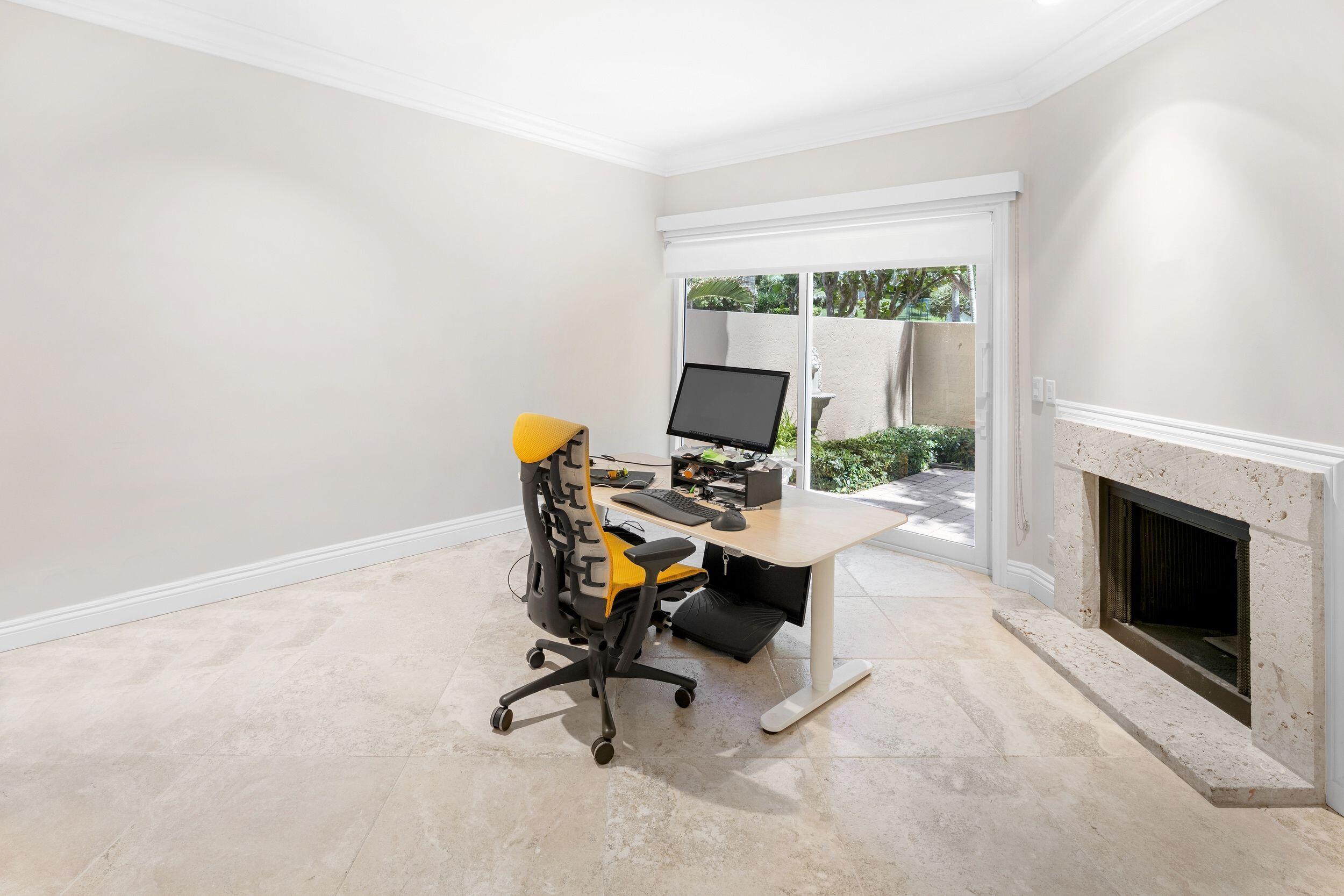 555 S Ocean Boulevard Unit: 4