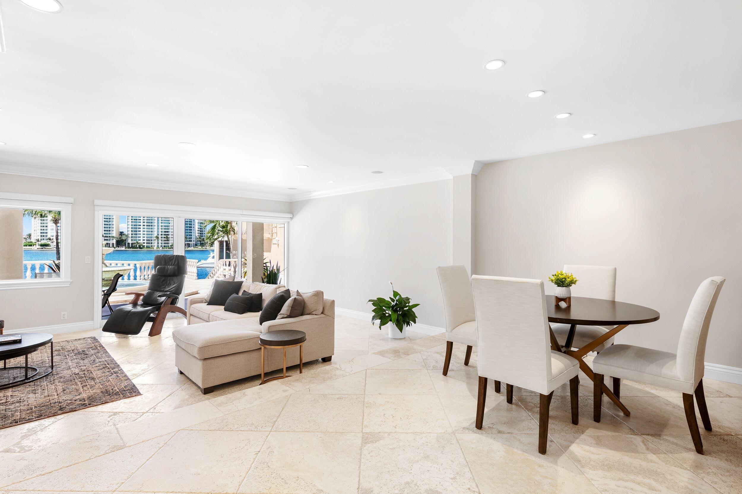 555 S Ocean Boulevard Unit: 4