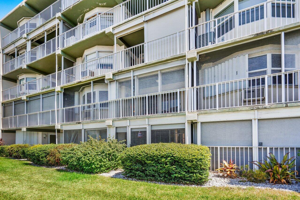 1511 SE 15th Court Unit: 203
