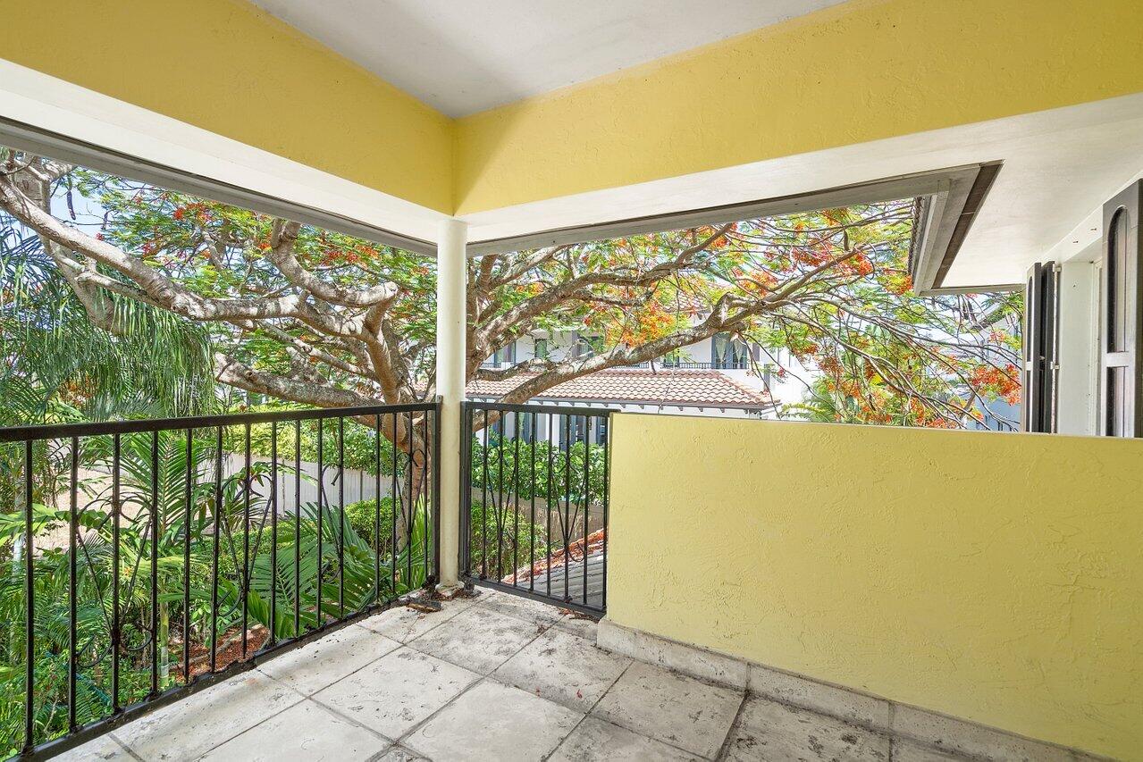 243 Florenada Terrace
