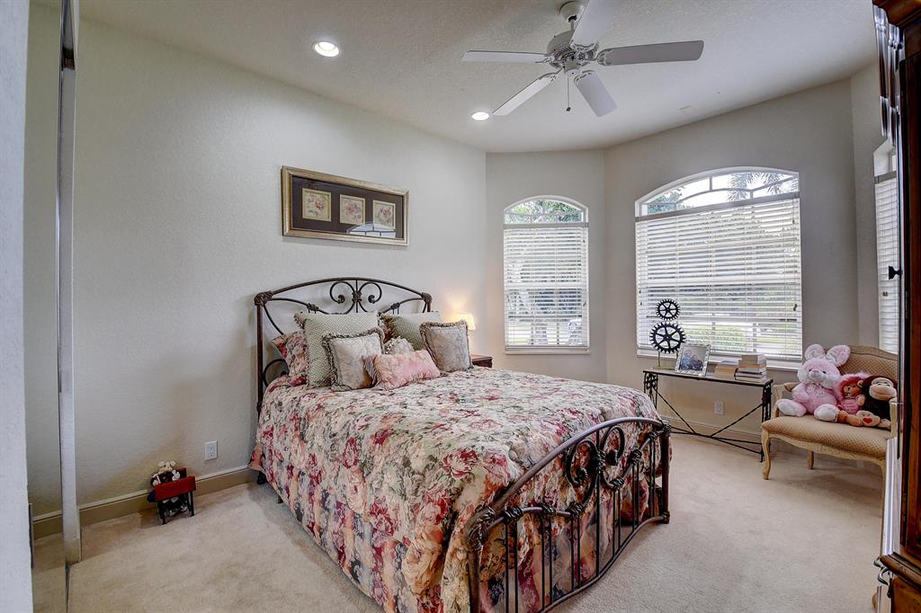 4185 NW Briarcliff Circle