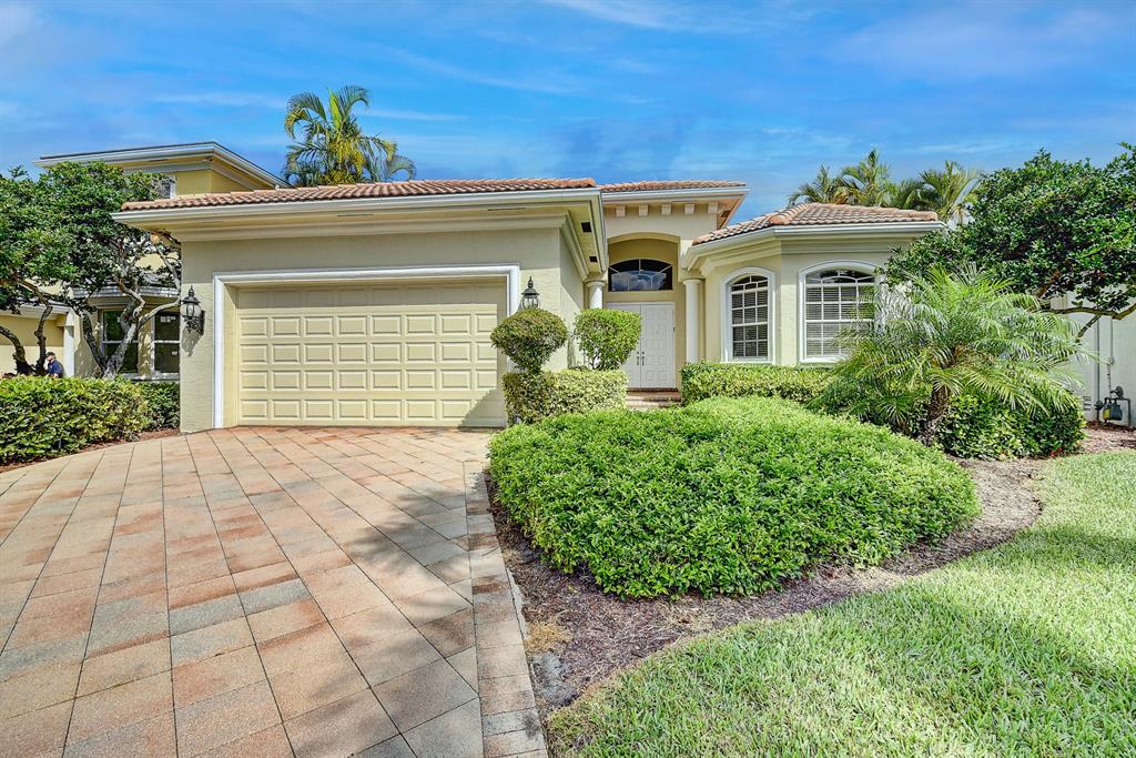 4185 NW Briarcliff Circle