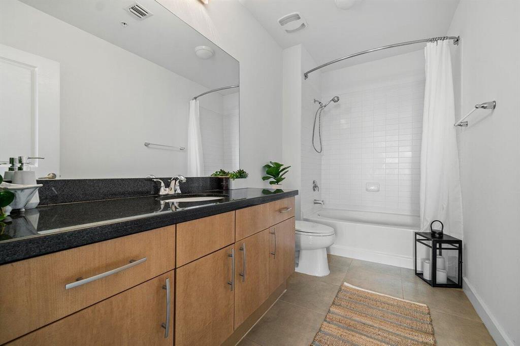 300 S Australian Avenue Unit: 819