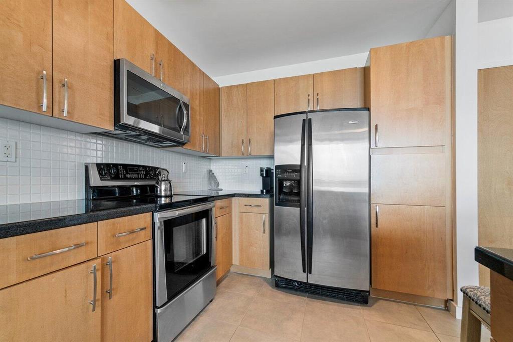 300 S Australian Avenue Unit: 819