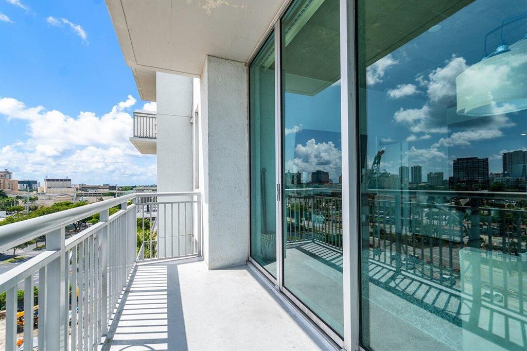 300 S Australian Avenue Unit: 819