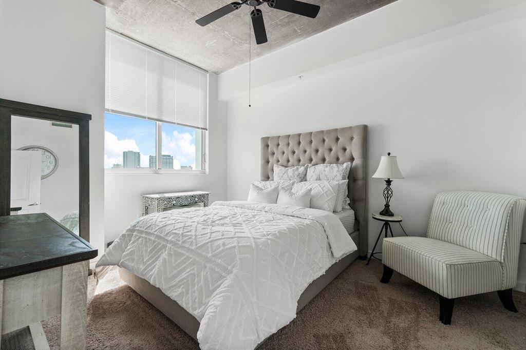 300 S Australian Avenue Unit: 819