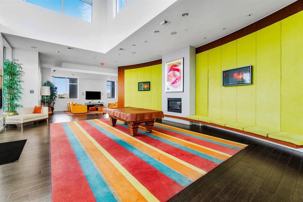 300 S Australian Avenue Unit: 819