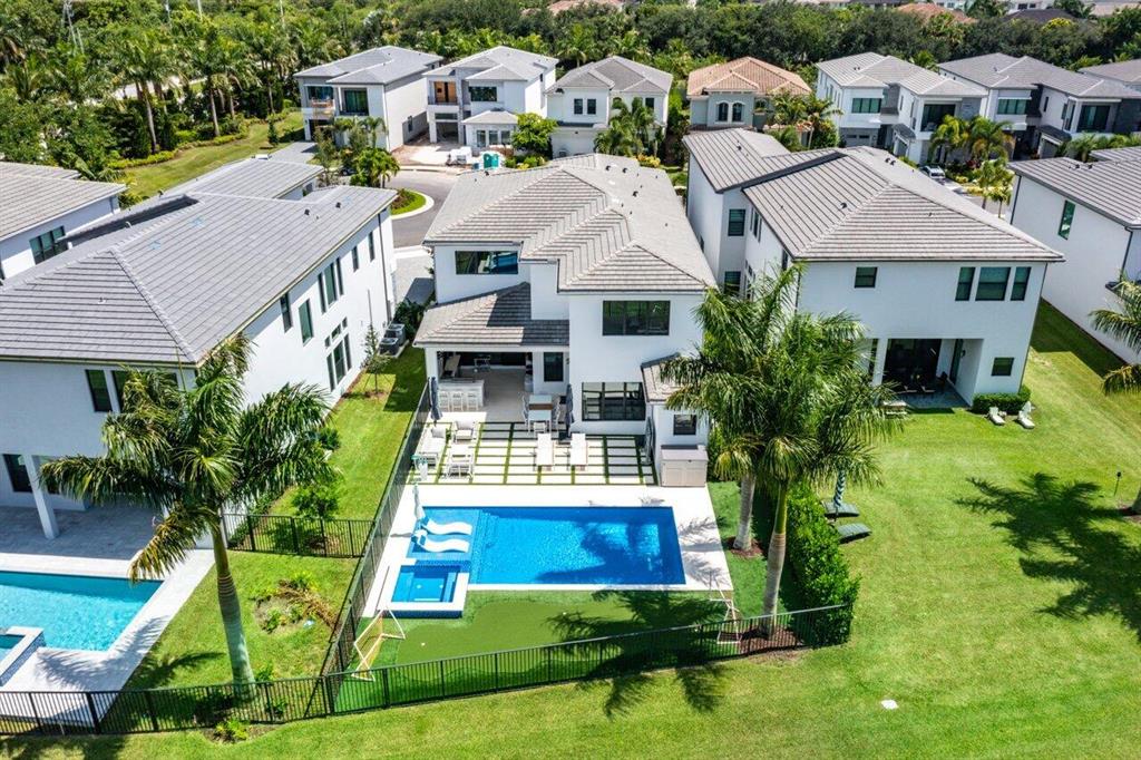 8999 Dulcetto Court
