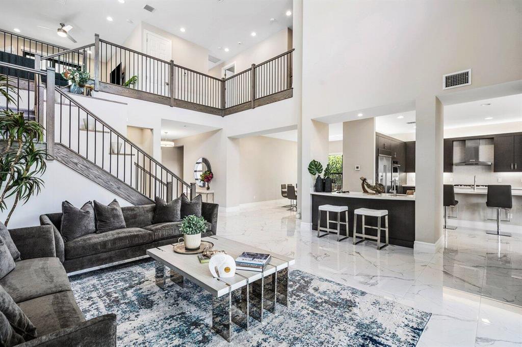 8999 Dulcetto Court