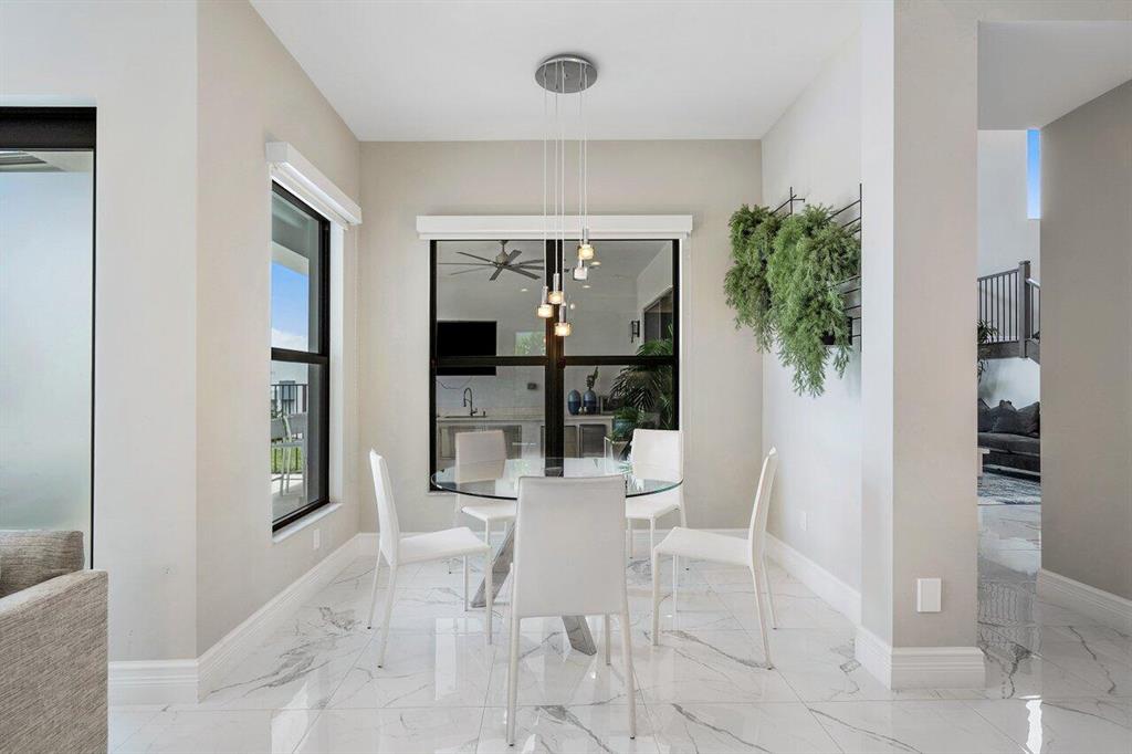 8999 Dulcetto Court