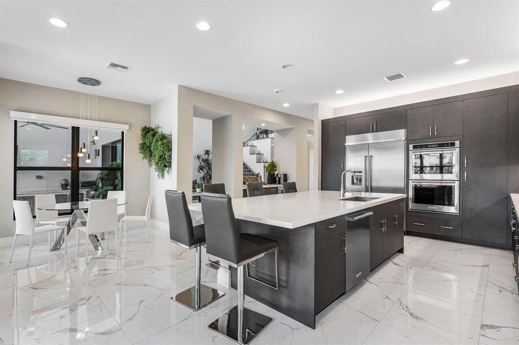 8999 Dulcetto Court