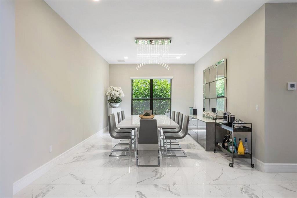 8999 Dulcetto Court
