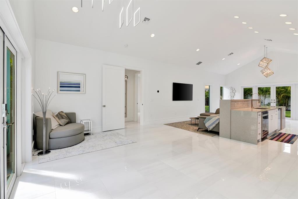 837 Denery Lane