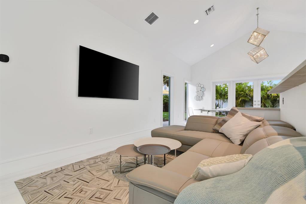 837 Denery Lane