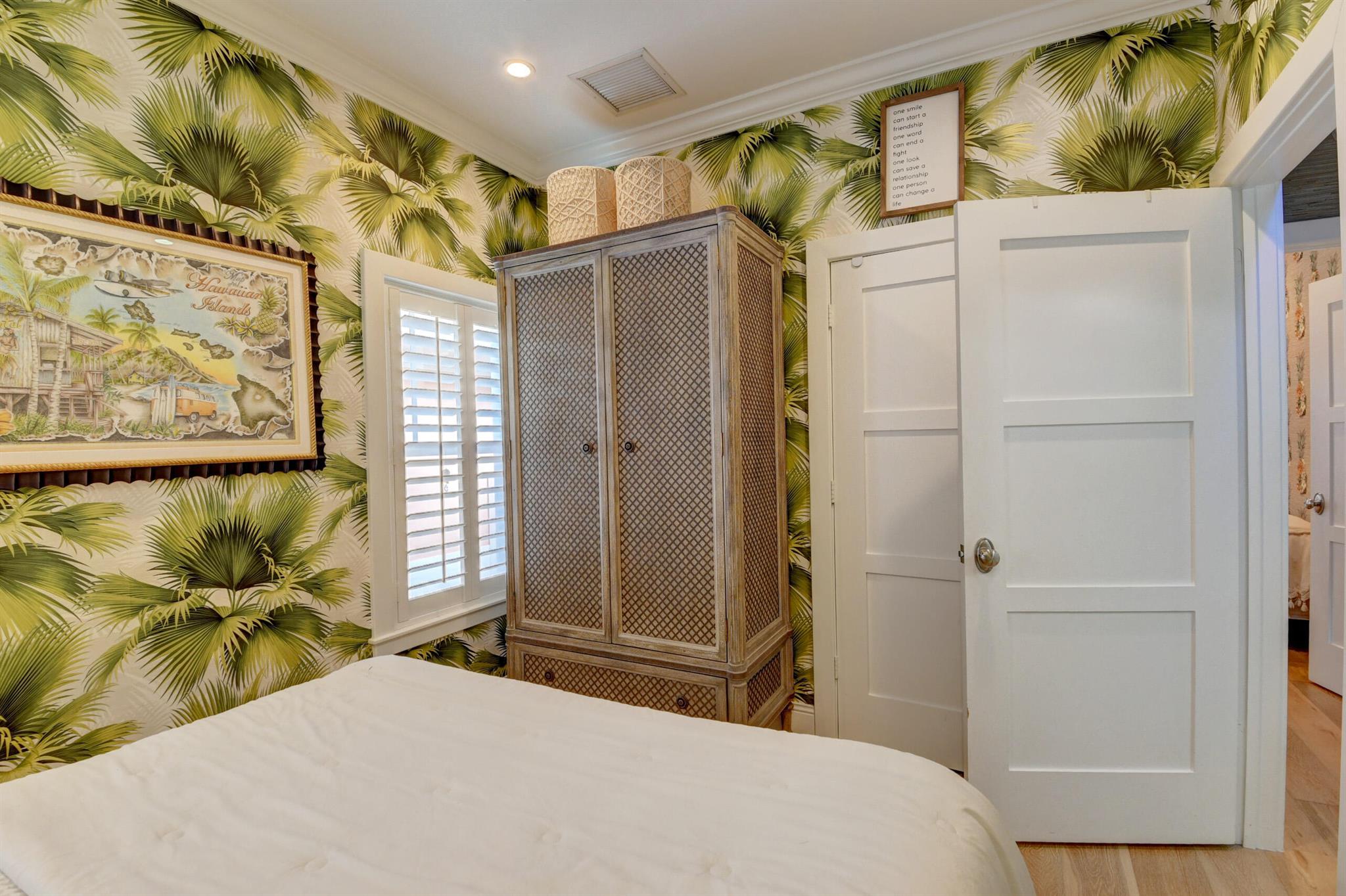 2225 S Ocean Boulevard Unit: 14