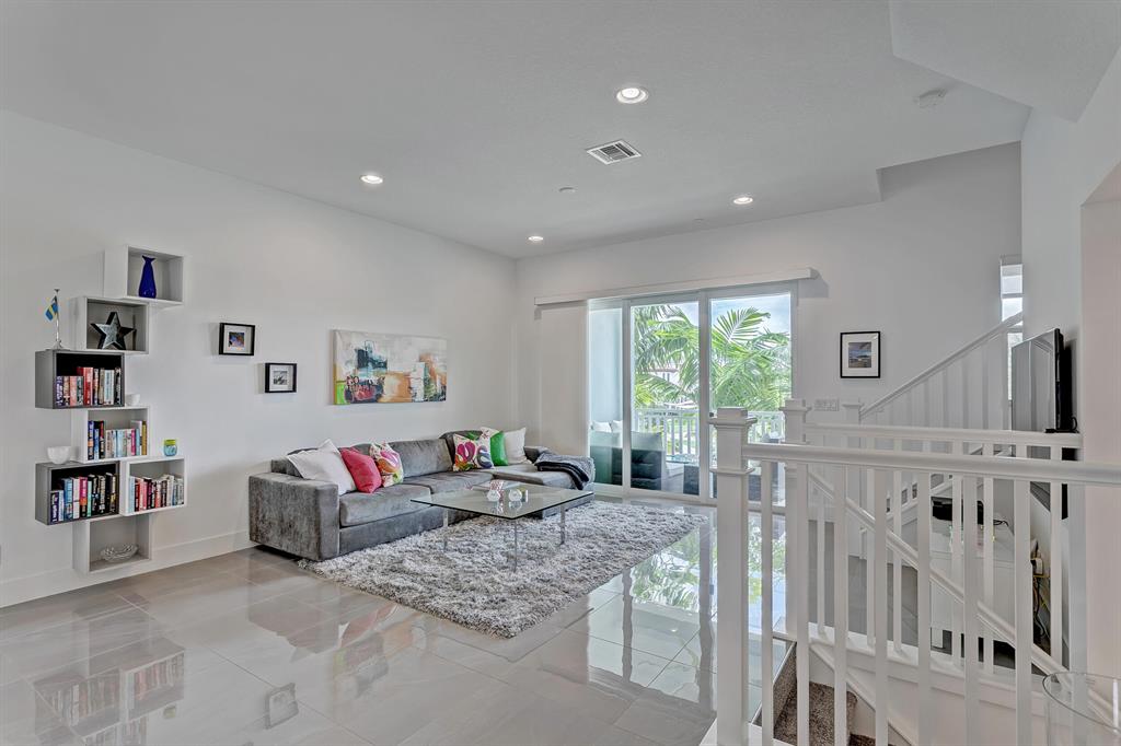 7087 Edison Place