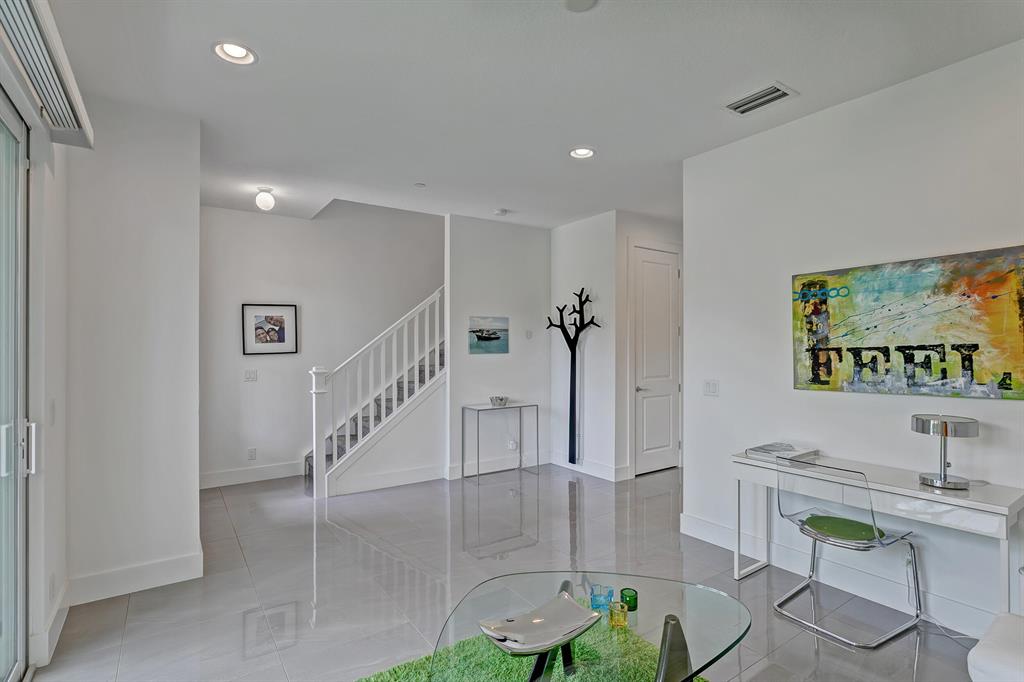 7087 Edison Place