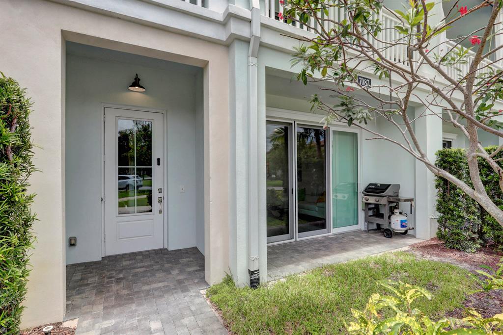 7087 Edison Place