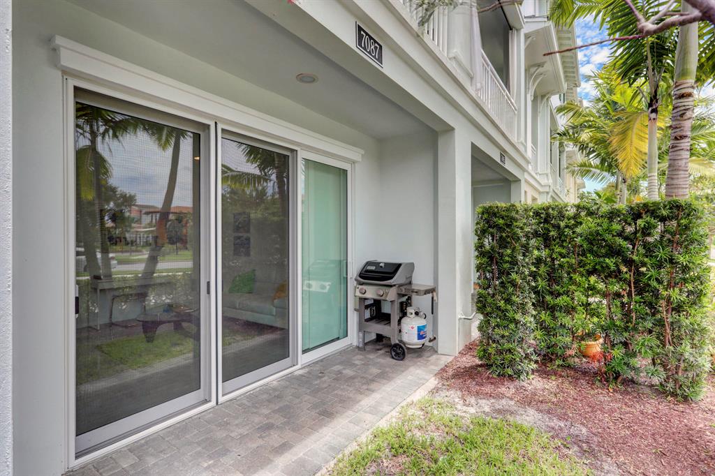 7087 Edison Place