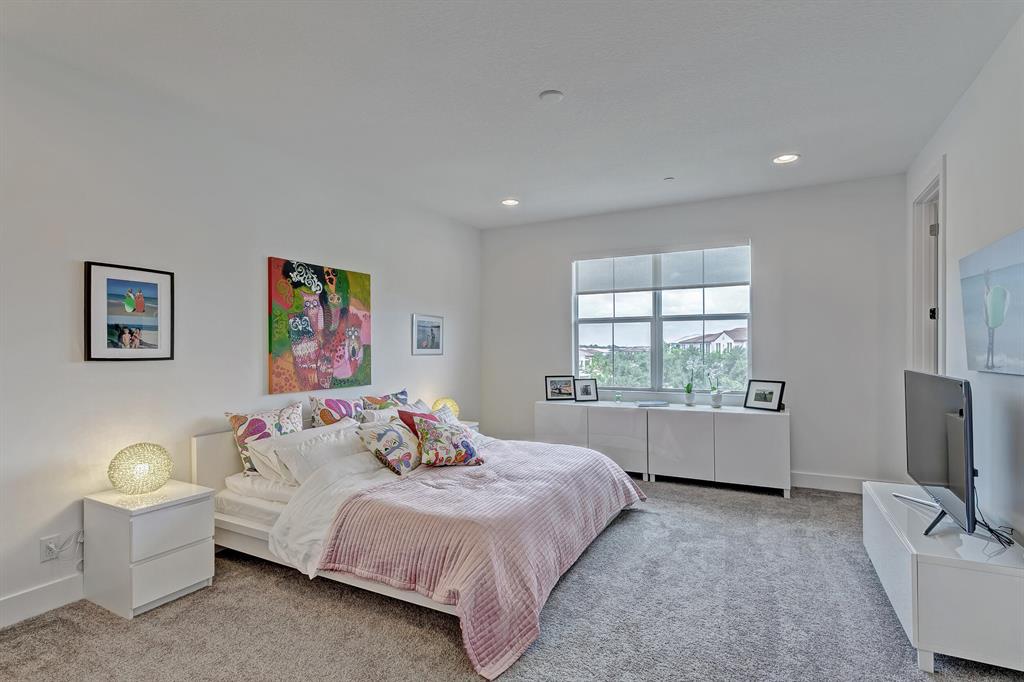7087 Edison Place