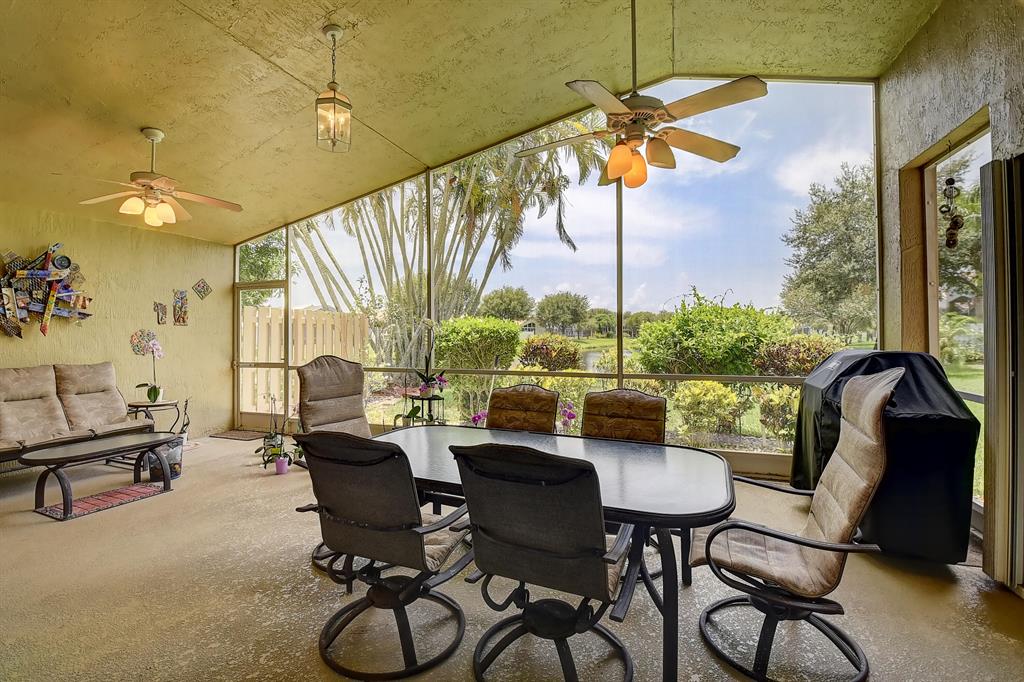 5976 Royal Isles Boulevard