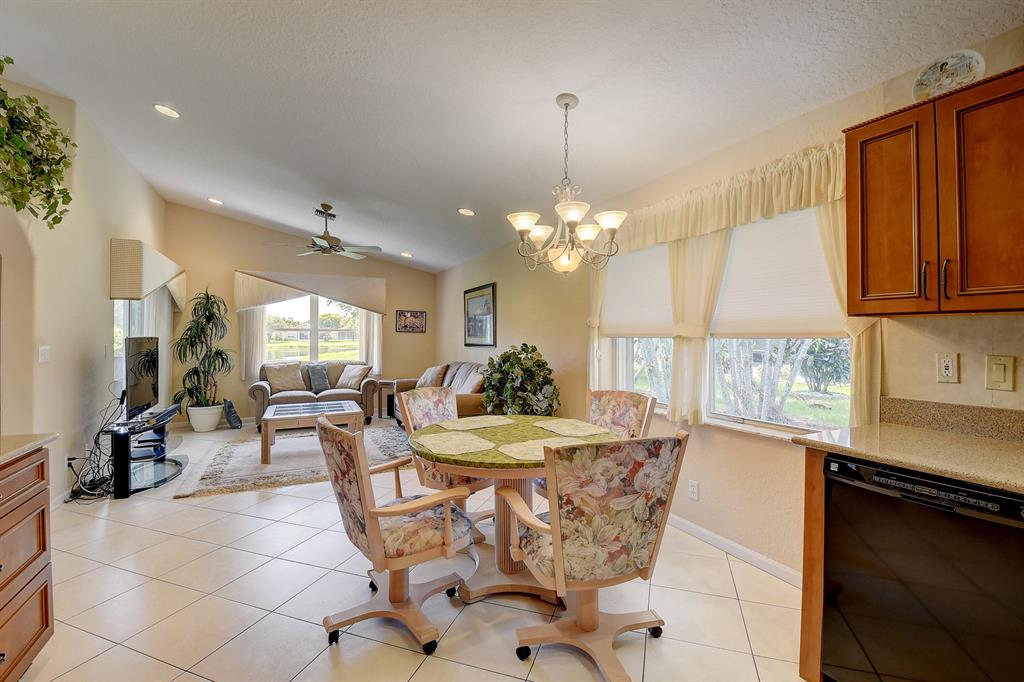 5976 Royal Isles Boulevard