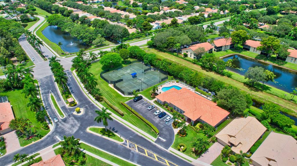 5976 Royal Isles Boulevard