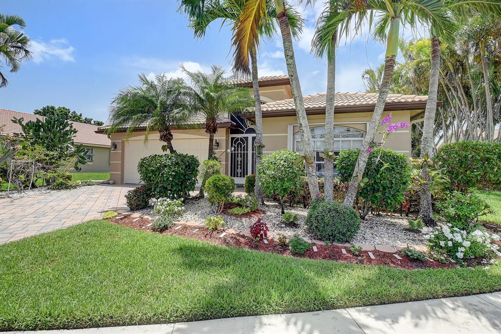 5976 Royal Isles Boulevard