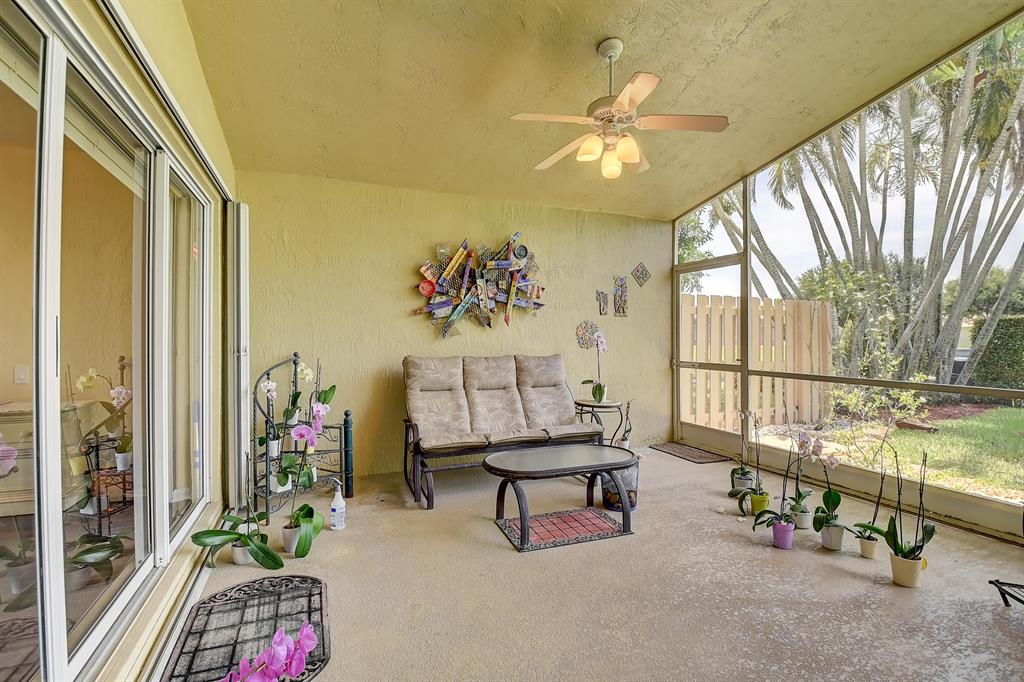 5976 Royal Isles Boulevard