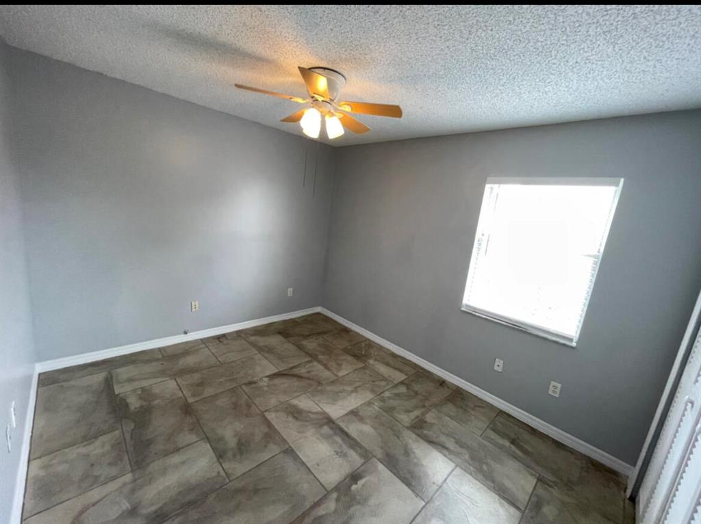 843 SW Thrift Avenue