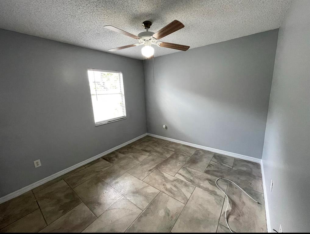 843 SW Thrift Avenue