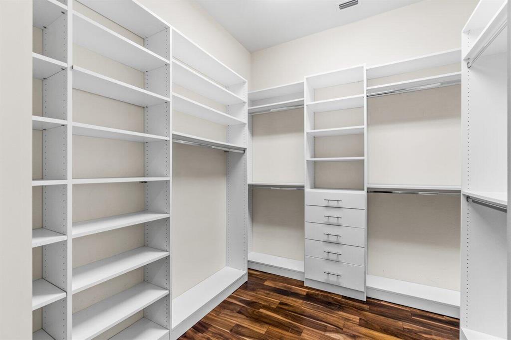 17763 Lake Azure Way