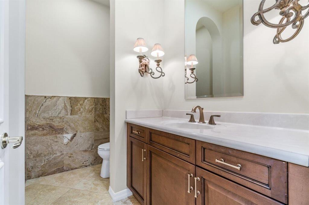 17763 Lake Azure Way