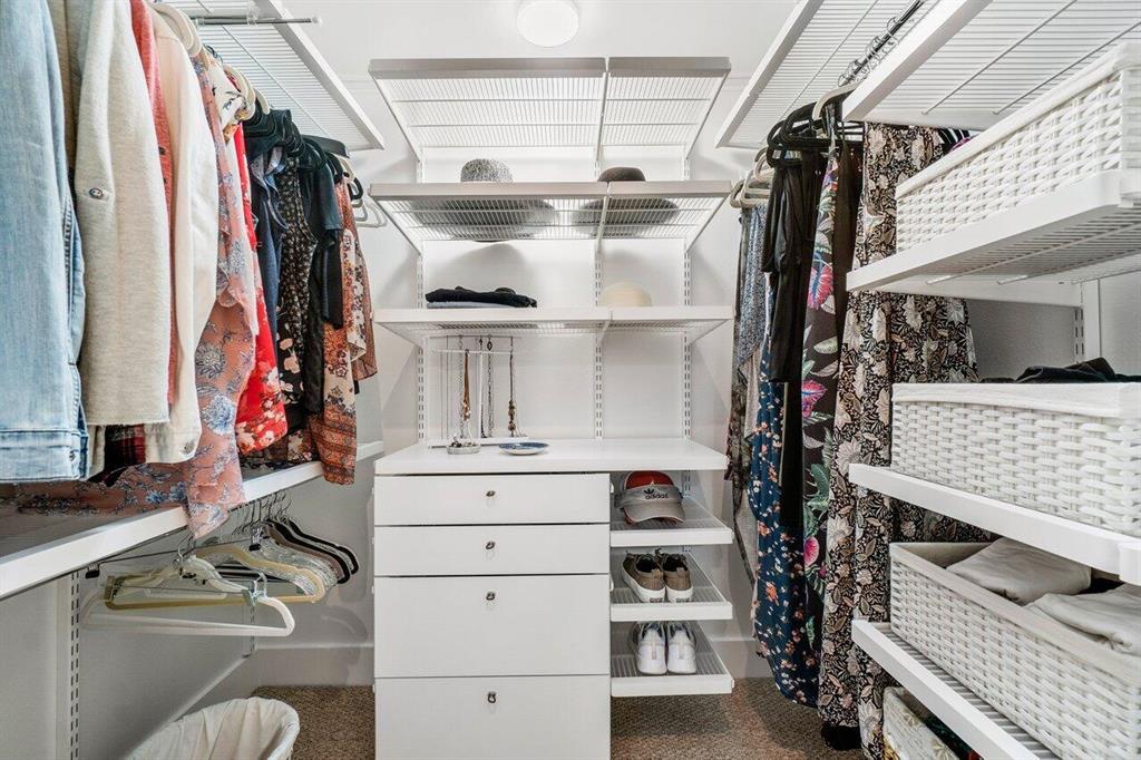 1100 Scotia Drive Unit: 105