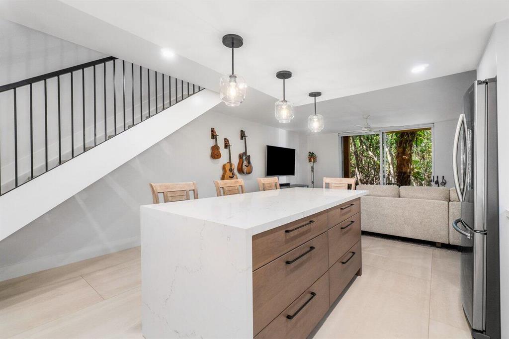 1100 Scotia Drive Unit: 105