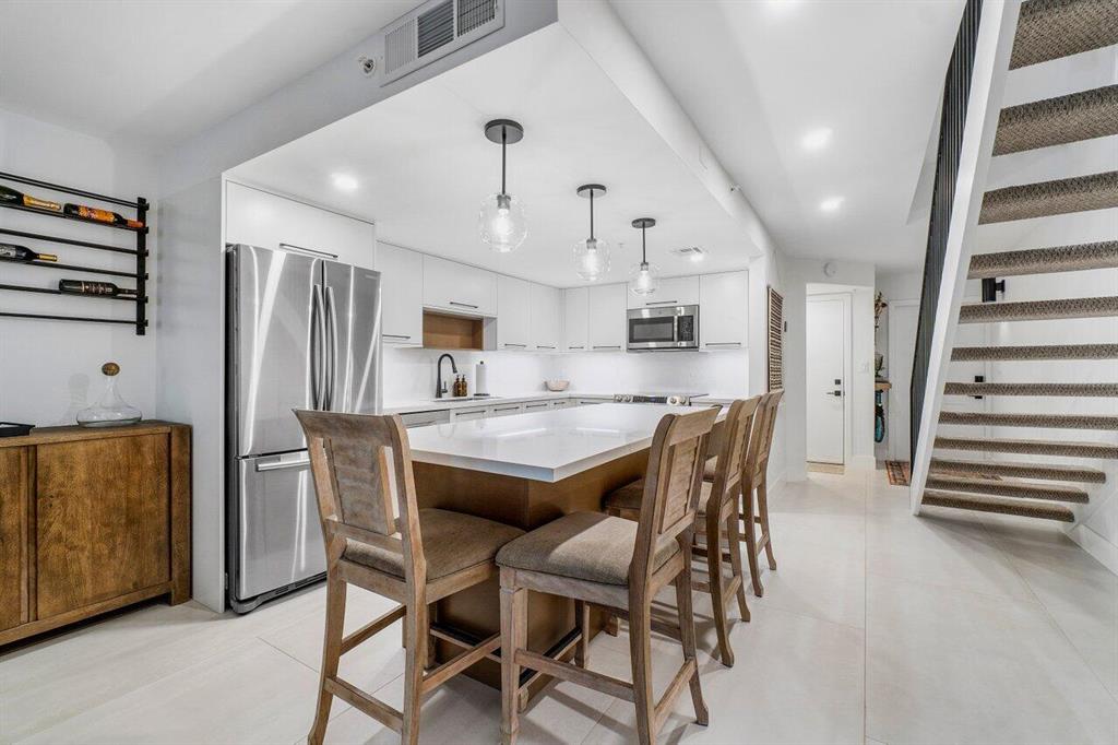 1100 Scotia Drive Unit: 105