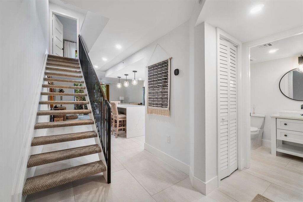 1100 Scotia Drive Unit: 105