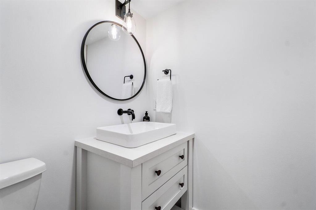 1100 Scotia Drive Unit: 105