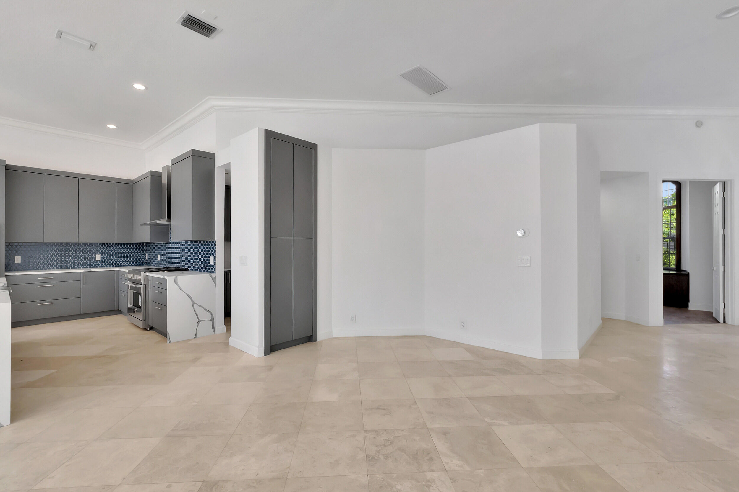 6199 NW 43rd Terrace