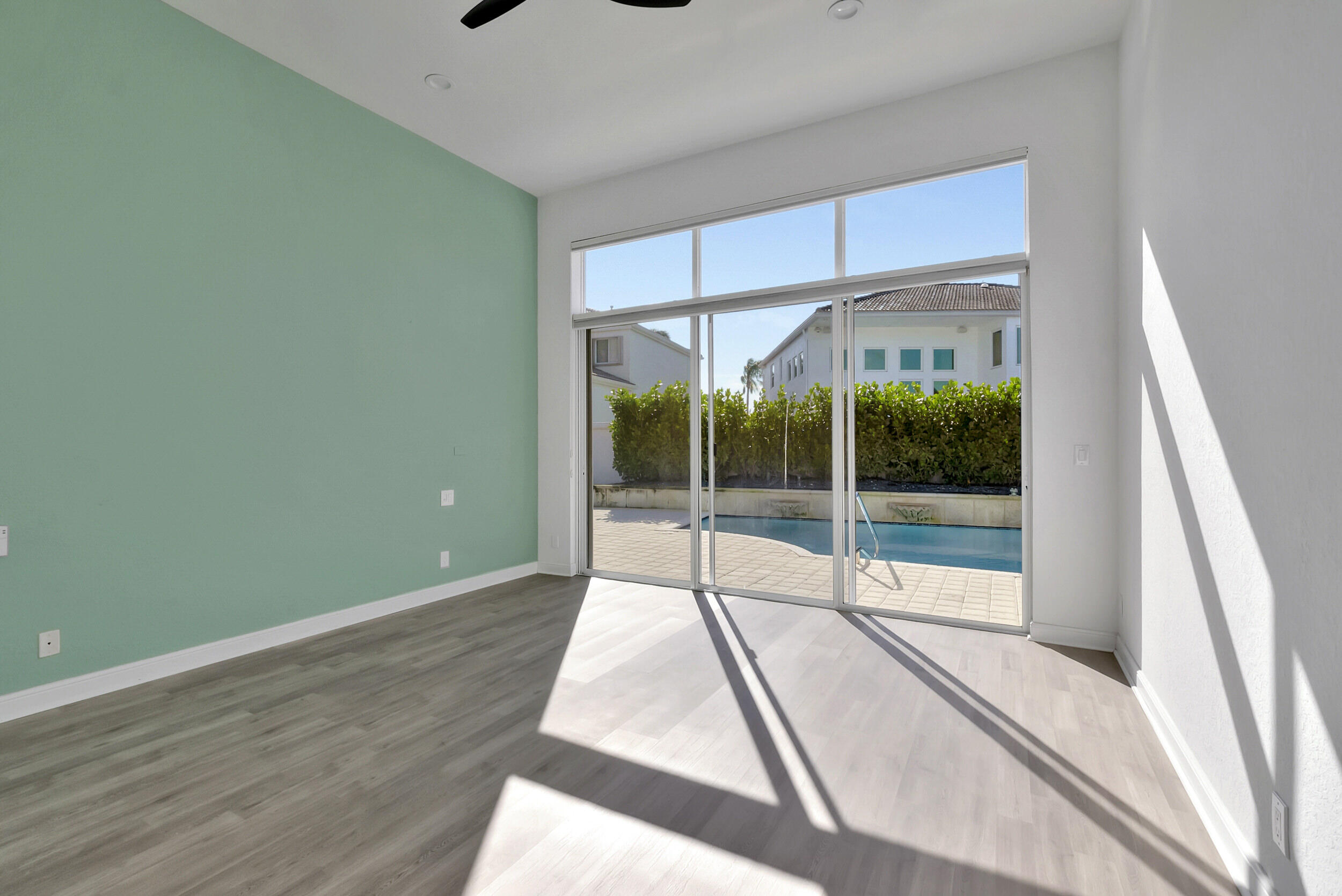 6199 NW 43rd Terrace