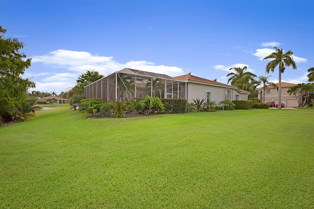 7042 Houlton Circle