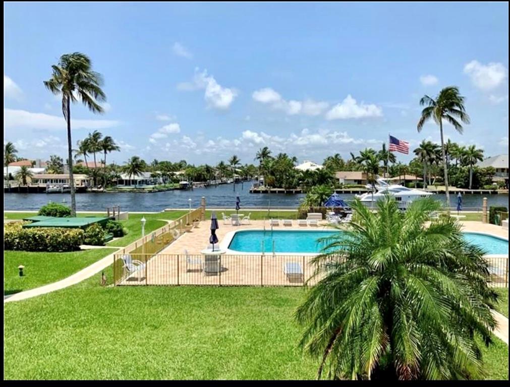 745 SE 19th Avenue Unit: 216