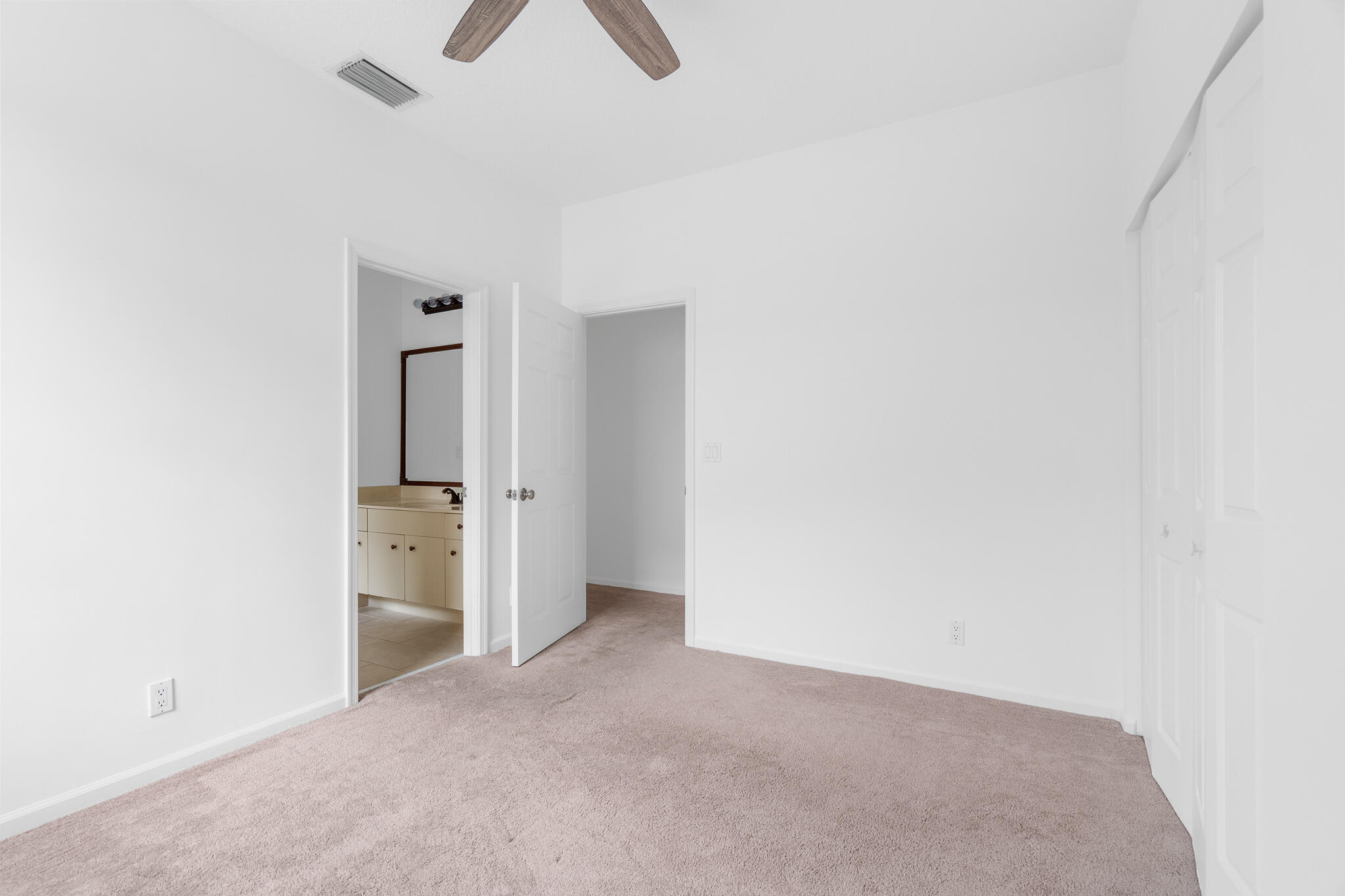 12253 Rockledge Circle